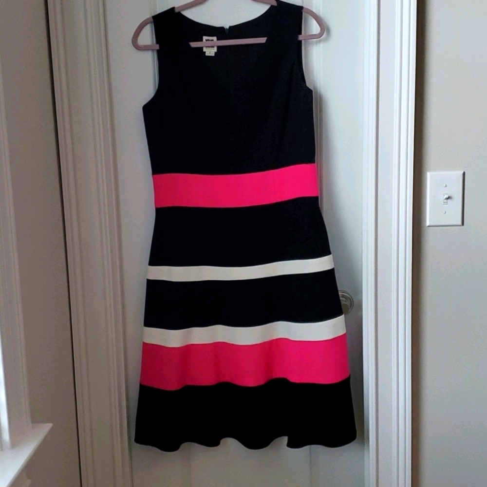 Black pink and white sleeveless dress